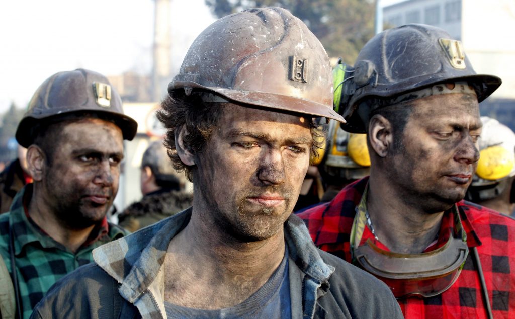 Ketegangan Kisah Coal County