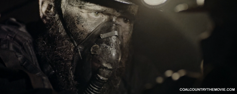 Review Mine 9 Film Sekelompok Penambang Batu Bara Karya Eddie Mensore